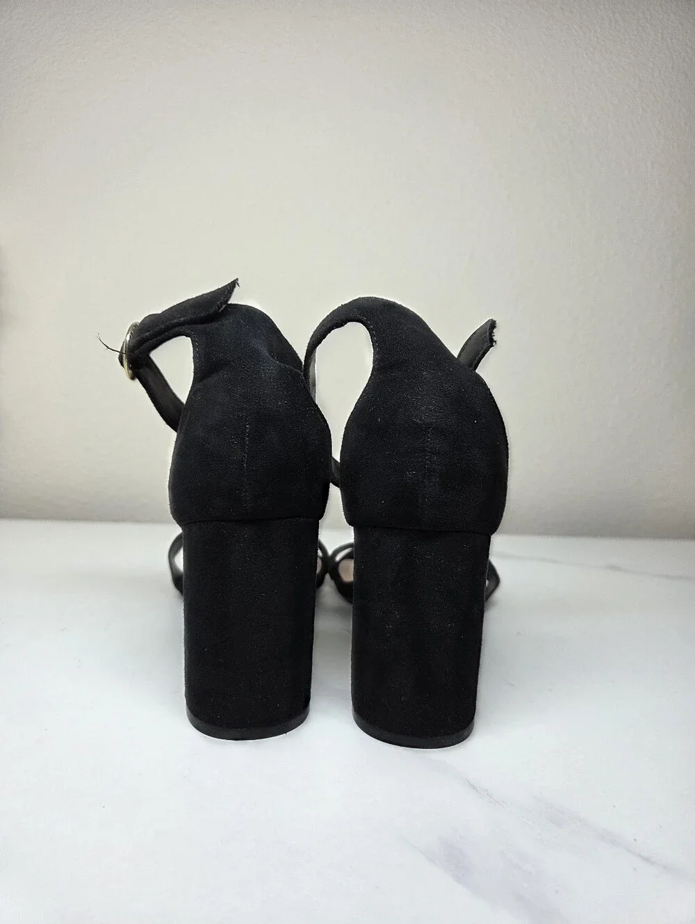H&M Black Faux Suede Scalloped Open Toe Block Heel Sandals Euro 37 US 6.5